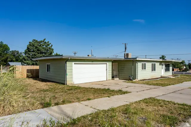 395 N 1st St, Tooele, UT 84074 - #2