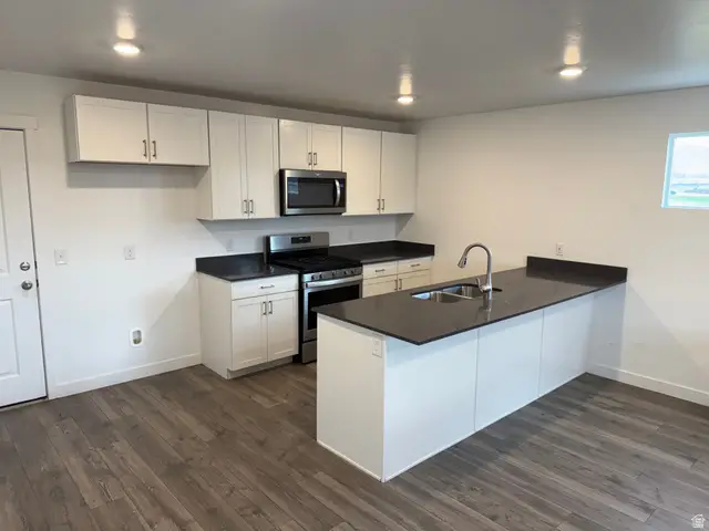 6293 Cam Ct, Stansbury Park, UT 84074 - Image #3