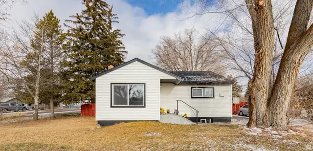 745 W Main St, Saint Anthony, ID 83445 - Image #1