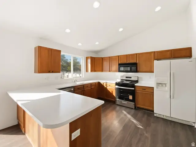 13584 S Santa Anita Ct, Herriman, UT 84096 - Image #2