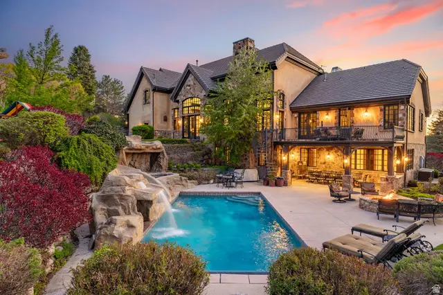 18 Snow Forest Ln, Sandy, UT 84092 - Image #2