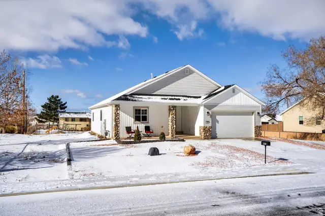 403 N Highland Dr, Cedar City, UT 84721 - Image #3