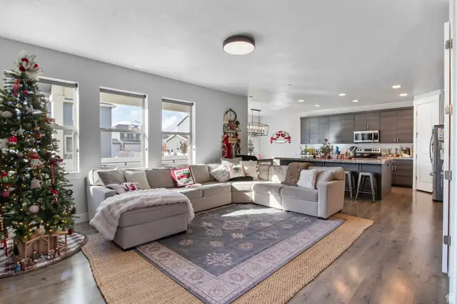 592 S 2150 W, Lehi, UT 84043 - Image #2