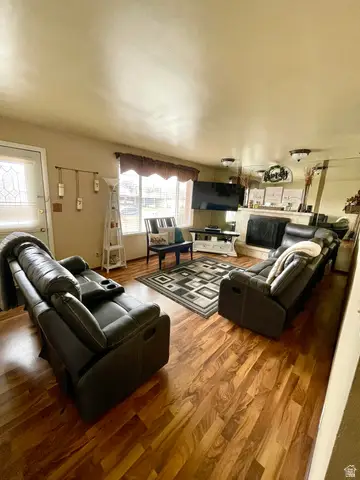 1086 W Wenco Dr S, Salt Lake City, UT 84104 - Image #2