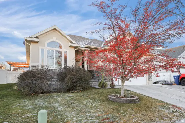 302 E Interlochen Ln N, Stansbury Park, UT 84074 - Image #1