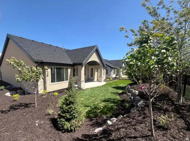 15734 S Rolling Bluff Dr, Draper, UT 84020 - Image #2