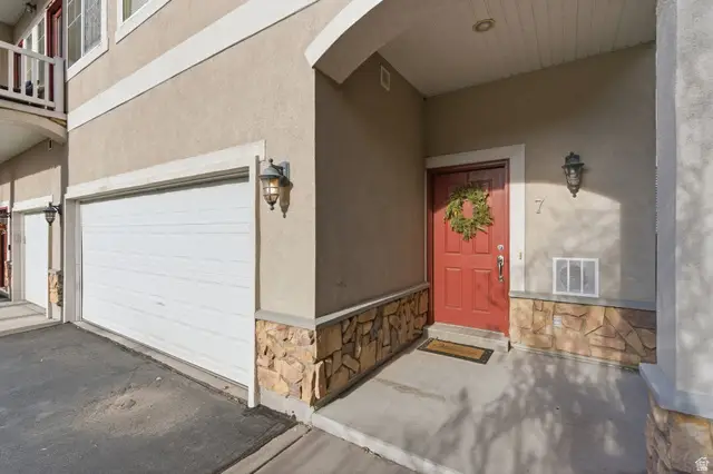 1077 S Canyon Dr #7, Provo, UT 84606 - Image #3