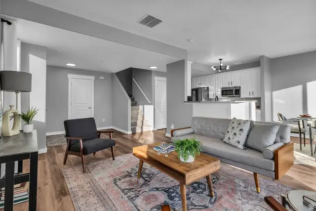 8459 S Ivy Gable Dr W, West Jordan, UT 84081 - Image #1