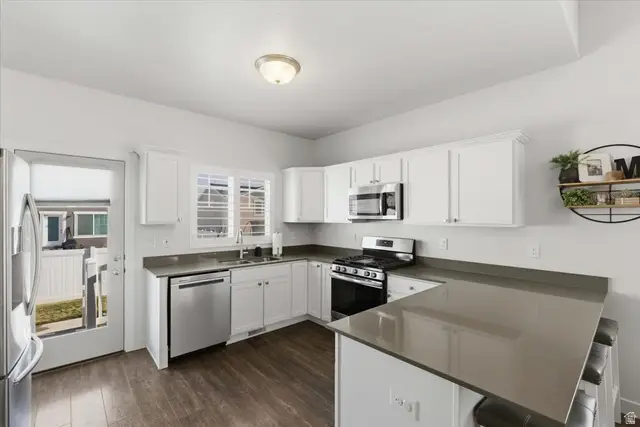 6548 N Fiona St, Eagle Mountain, UT 84005 - Image #3