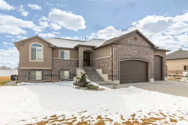 2673 W 2125 N, Farr West, UT 84404 - Image #2