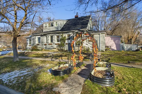 1103 E Oak St, Ogden, UT 84401