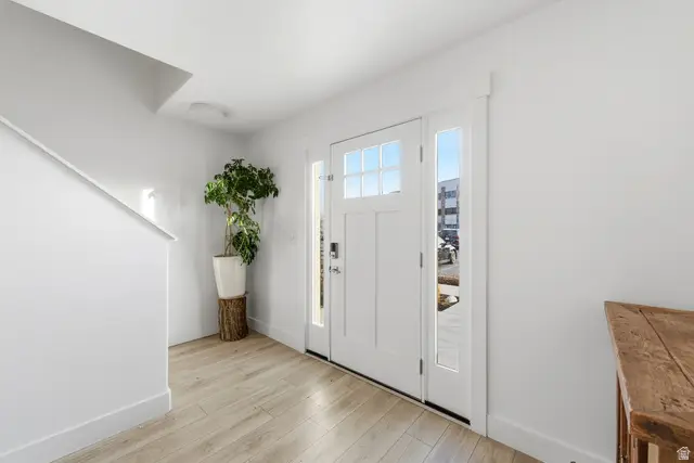 4752 S Hillhouse Cv, Murray, UT 84107 - Image #3