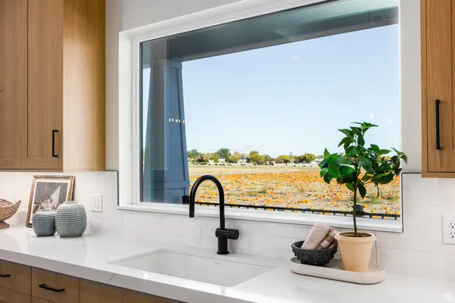 1104 W 10125 S, South Jordan, UT 84095 - Image #3