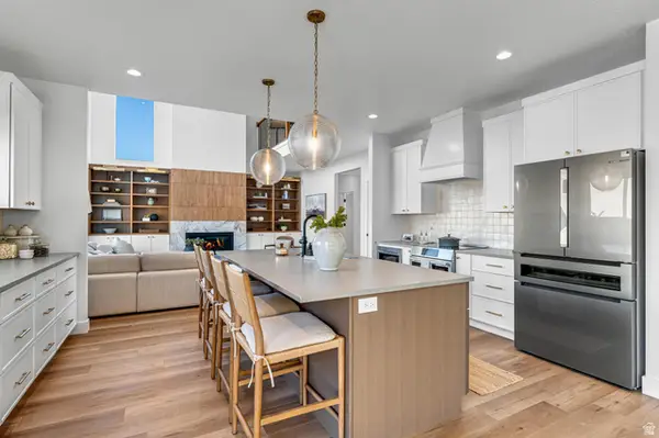 6989 W Farnsworth Peak Dr S #310, West Jordan, UT 84081