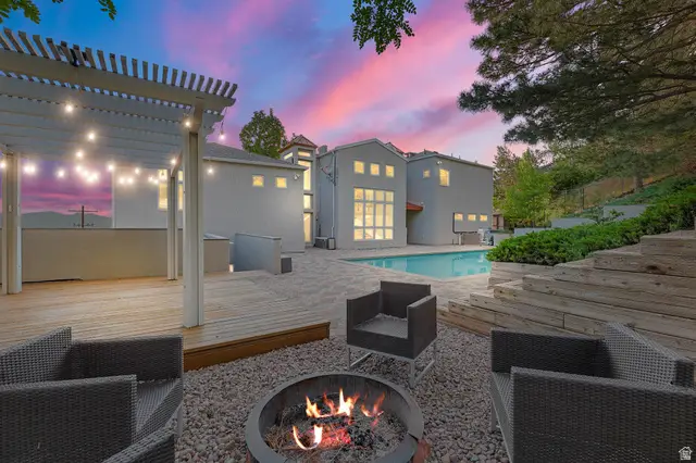 2093 S Lakeline Dr, Salt Lake City, UT 84109 - Image #1