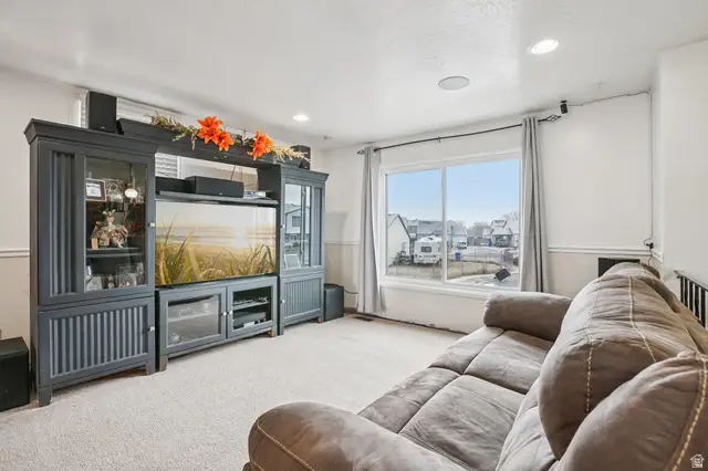 8064 W Melville Cir, Magna, UT 84044 - Image #3