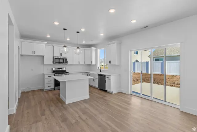 524 S Rivergate Dr, Logan, UT 84321 - Image #2