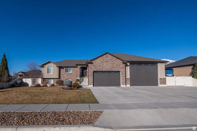 2624 W 2225 N, Farr West, UT 84404 - Image #2
