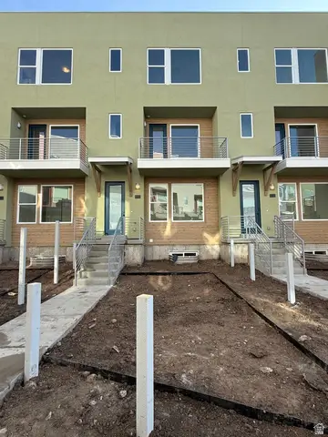 1486 W Kierra Court (565 N) #147, Farmington, UT 84025