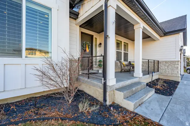 1109 W Citadel Ln, Murray, UT 84123 - Image #3