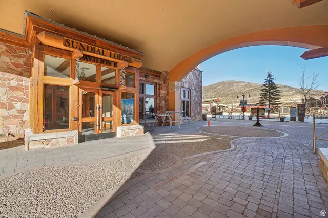 3720 N Sundial Ct #B304, Park City, UT 84098 - Image #3