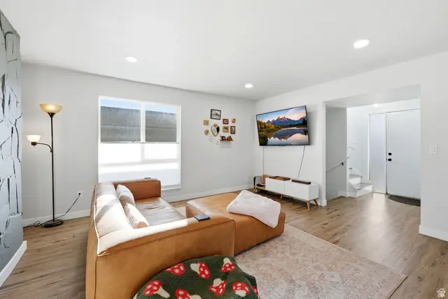 529 E Delno Cir, Millcreek, UT 84107 - Image #2