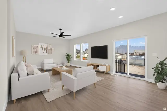 5776 S Tripp Ln W, Murray, UT 84123 - Image #2