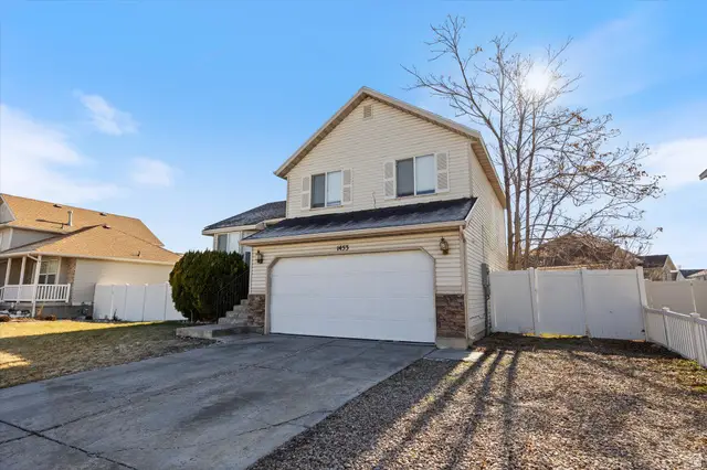 1453 W Lancelot Dr S, West Valley City, UT 84119 - Image #2