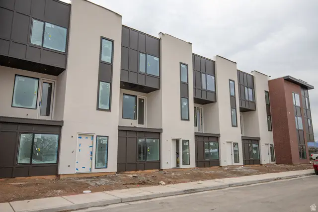 595 E Savvy Cv S #D-46, Salt Lake City, UT 84107 - Image #1