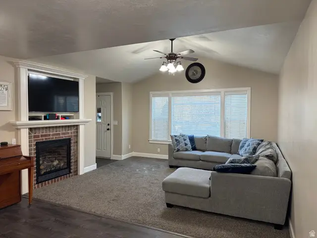 124 E Andrews Ln N, Providence, UT 84332 - Image #2