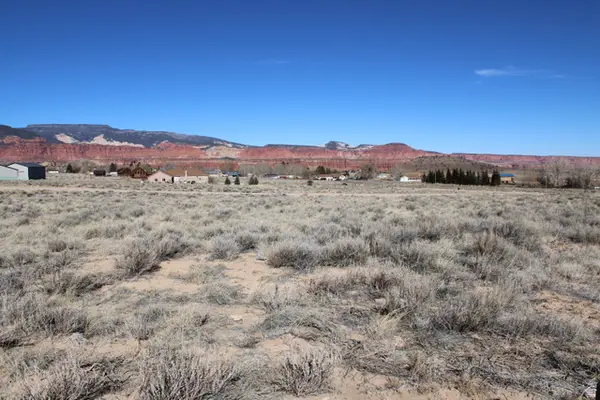 140 E Teasdale Rd #5B, Teasdale, UT 84773