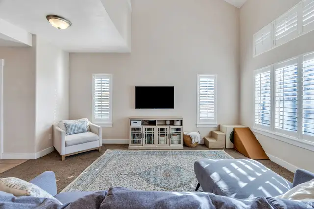 1138 E Quarry Stone Way, Sandy, UT 84094 - Image #3