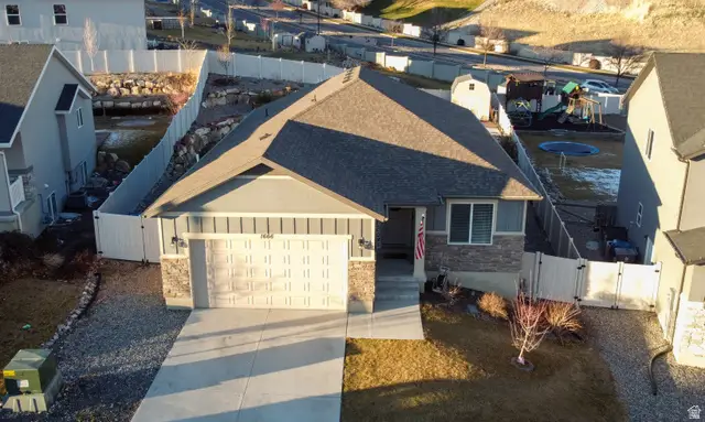 1666 W Foxberry Rd, Santaquin, UT 84655 - Image #2