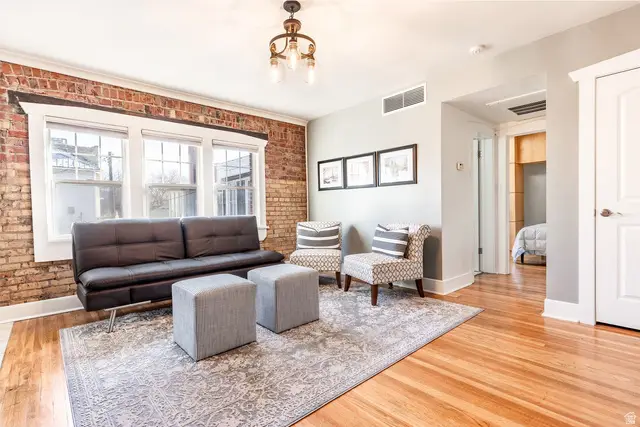 555 E 100 S #404, Salt Lake City, UT 84102 - Image #2