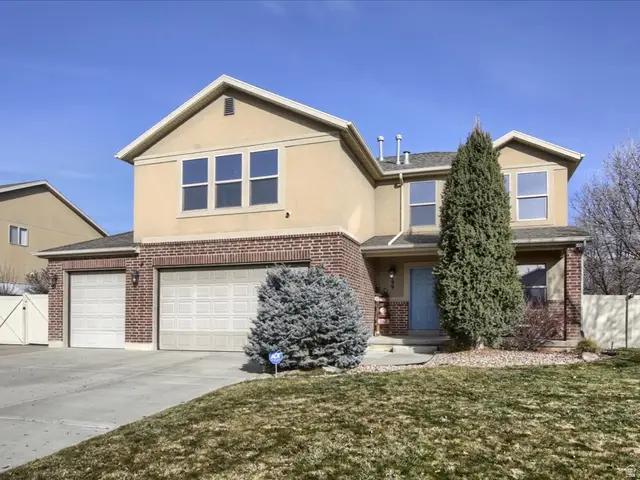 499 S Wellington Dr W, Kaysville, UT 84037 - Image #3