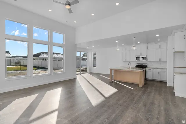 2443 W 2950 N #99, Farr West, UT 84404 - Image #3