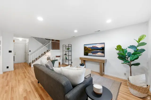 597 E 3970 S, Salt Lake City, UT 84107 - Image #2