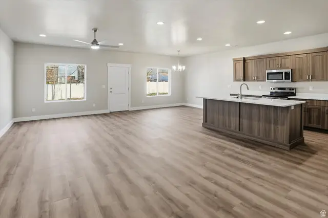 1038 Liberty Cottages Ct, Pleasant View, UT 84404 - Image #3