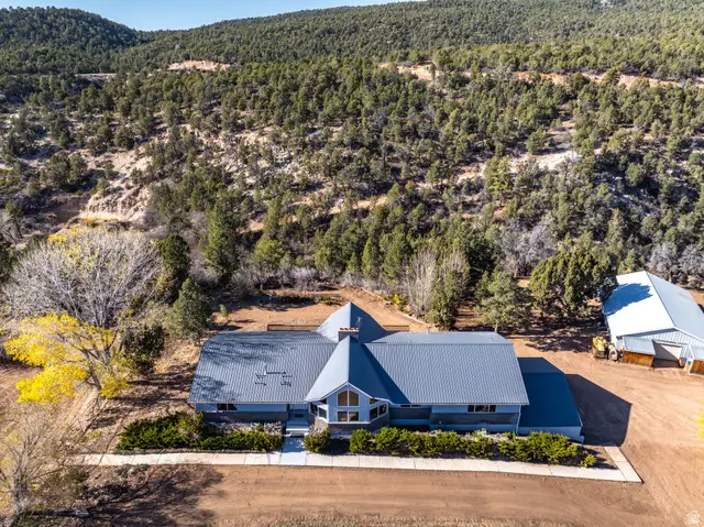 6 S North Fork Rd, Orderville, UT 84758 - Image #2