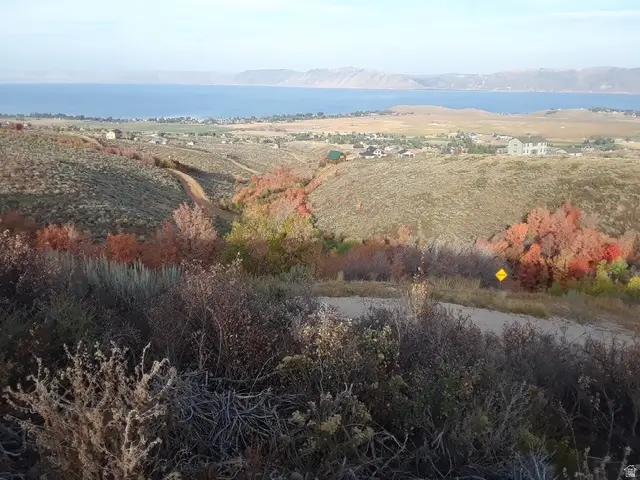 2953 S Sweetwater Pkwy #45, Garden City, UT 84028 - Image #2