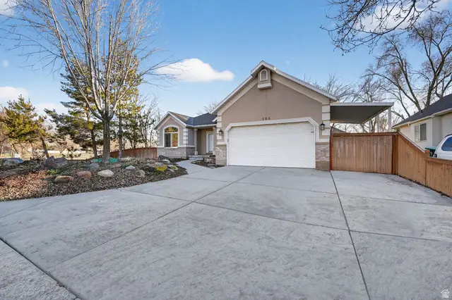 586 E Creekview Dr, Murray, UT 84107 - Image #2