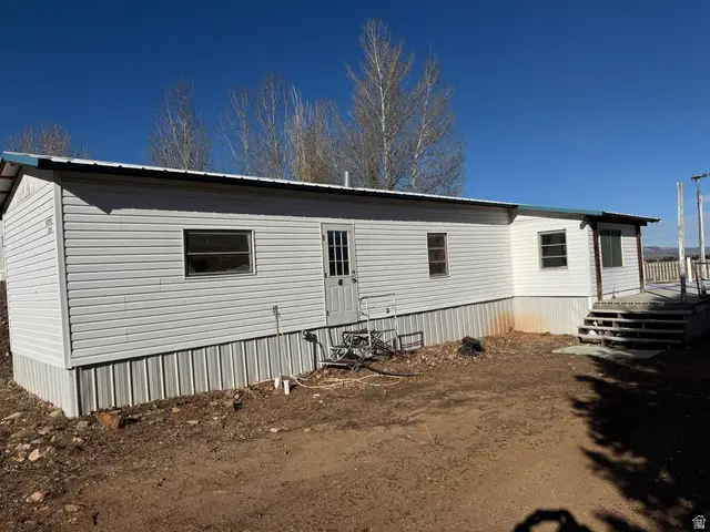 723 E Vanessa Ln, Garden City, UT 84028 - Image #2