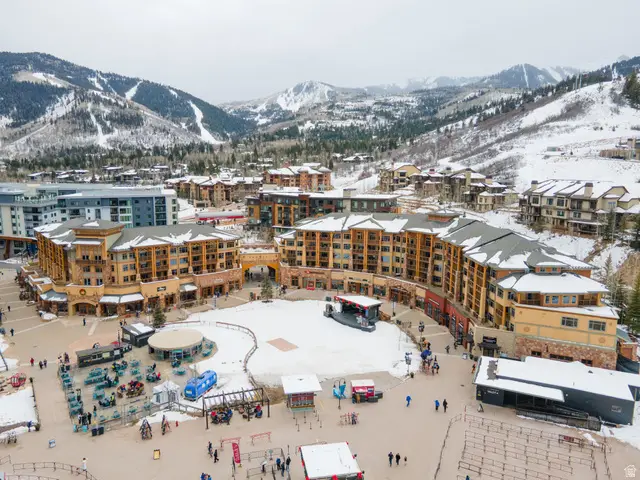3720 N Sundial Ct #C105, Park City, UT 84098 - Image #1