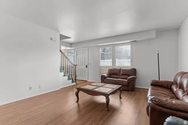 5974 S Sultan Cir E, Murray, UT 84107 - Image #2