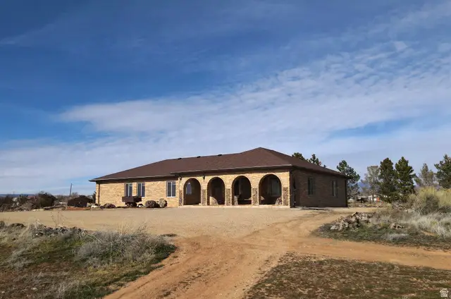 1025 S 200 E, Blanding, UT 84511 - Image #1