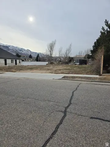 1873 E 7600 S, South Weber, UT 84405
