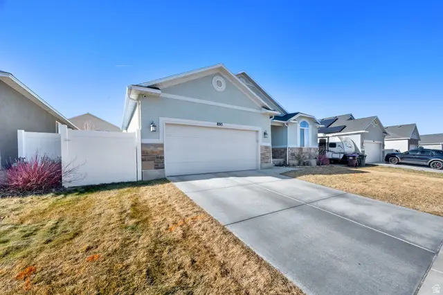 895 N Petro Dr, Tooele, UT 84074 - Image #2