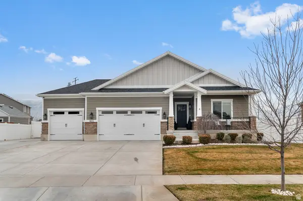 621 S Sugar Pine Dr, Layton, UT 84041