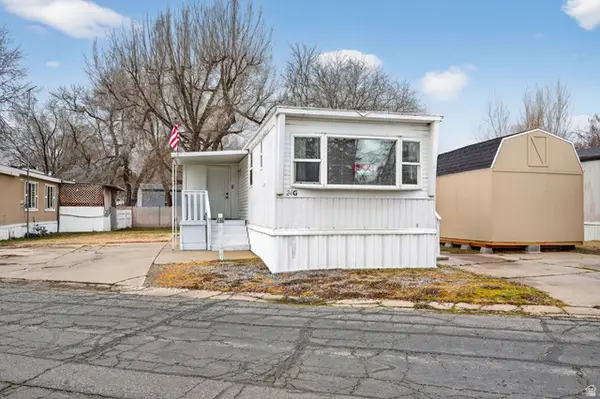 24 Grover St, Layton, UT 84041