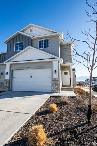 7030 N Golden Acres Loop, Eagle Mountain, UT 84005